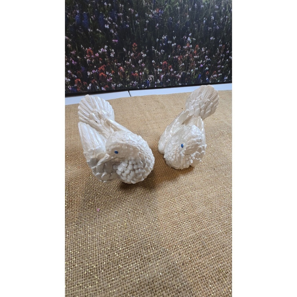 BB-1694  CERAMIC PIECE DOVES